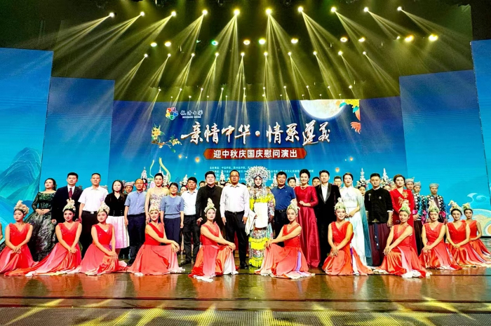 �Ї��S���H�����A�����M���x��ӭ����c���cο���ݳ��e��